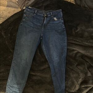 American Eagle Outfitters Women's Blue Jeans MOM JEANS size 16